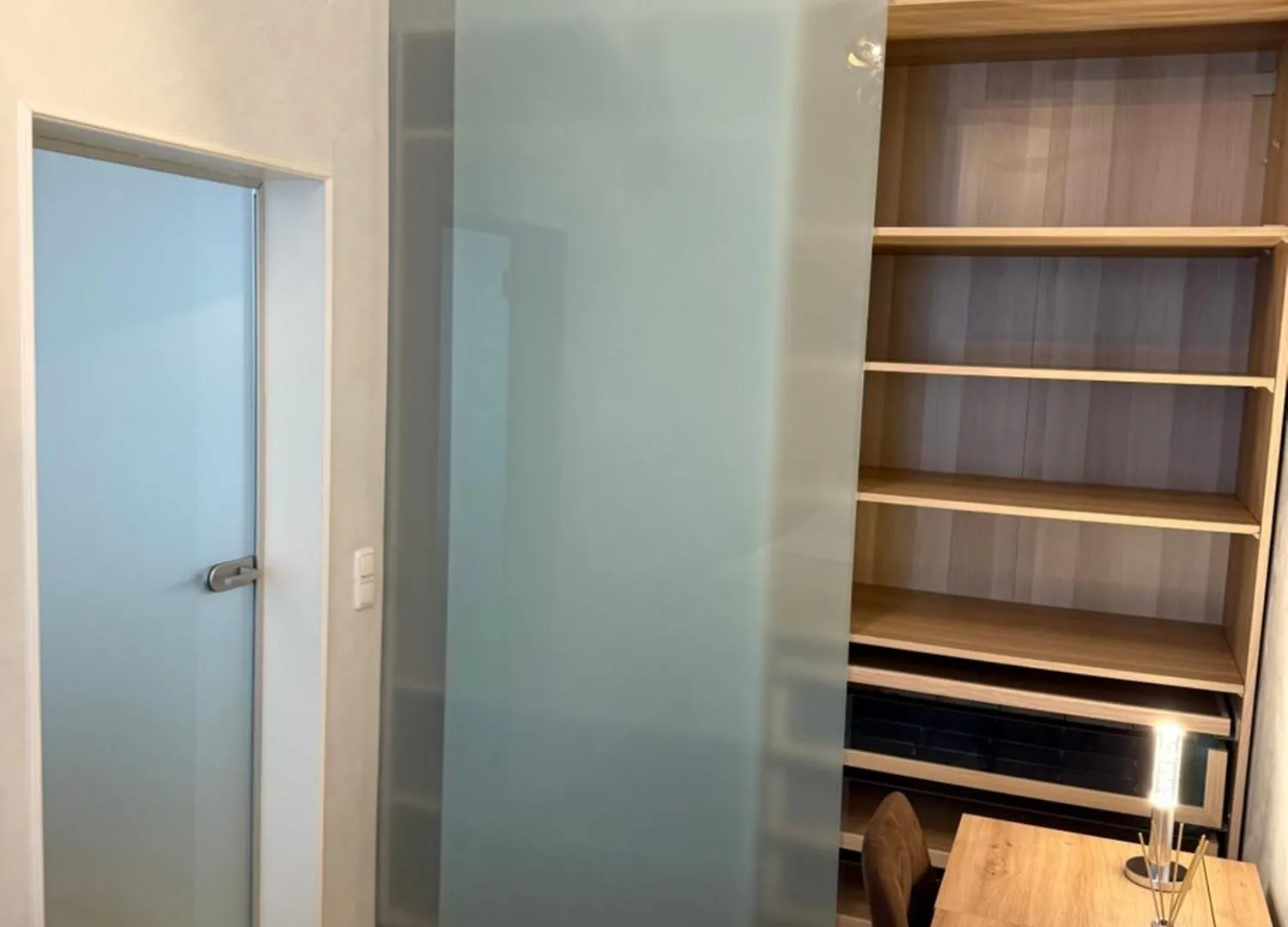 Apartment Number 4 ウィーン